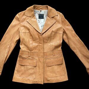 Pre-loved Artico women's leather jacket